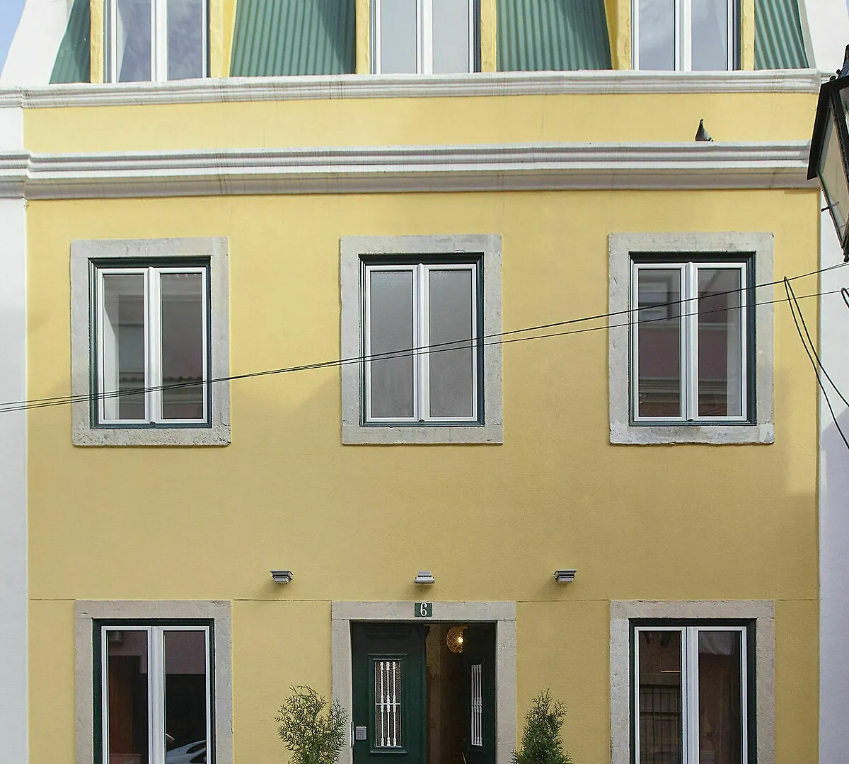 Sweet Inn Apartment - Sao Bento Lisbon Португалия